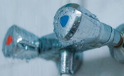 Primite-holodnyj-dush__Dl6G1r7GcTWZatw4.jpg