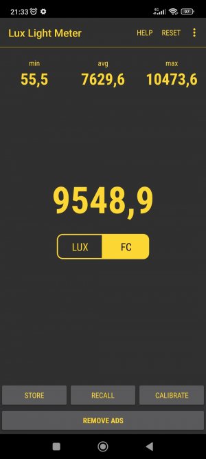 Screenshot_2022-12-19-21-33-40-439_com.doggoapps.luxlight.jpg
